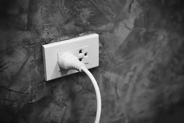 How to Fix a Low Voltage Outlet